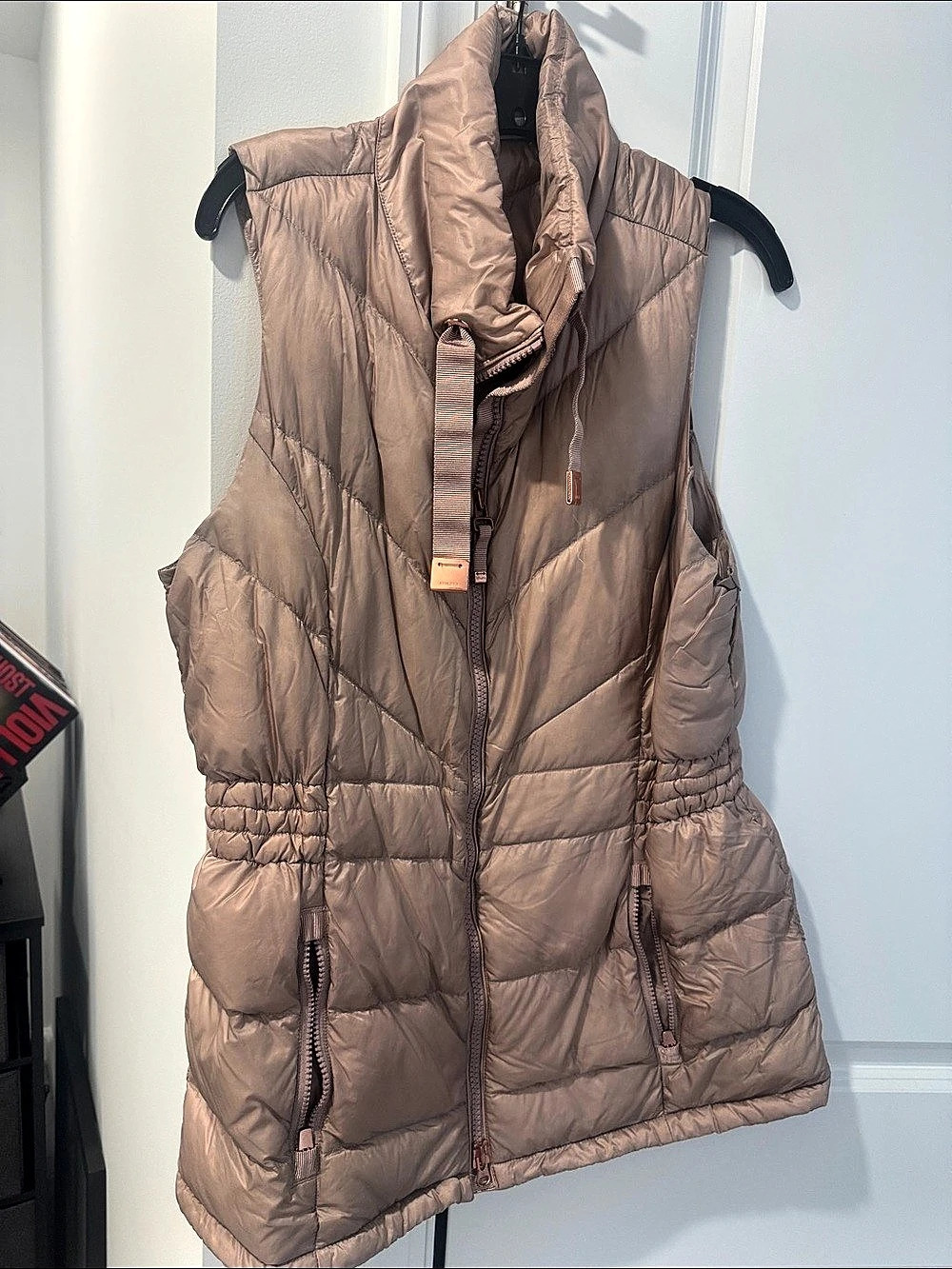 Athleta Downabout Puffer Vest Quilted in Brown